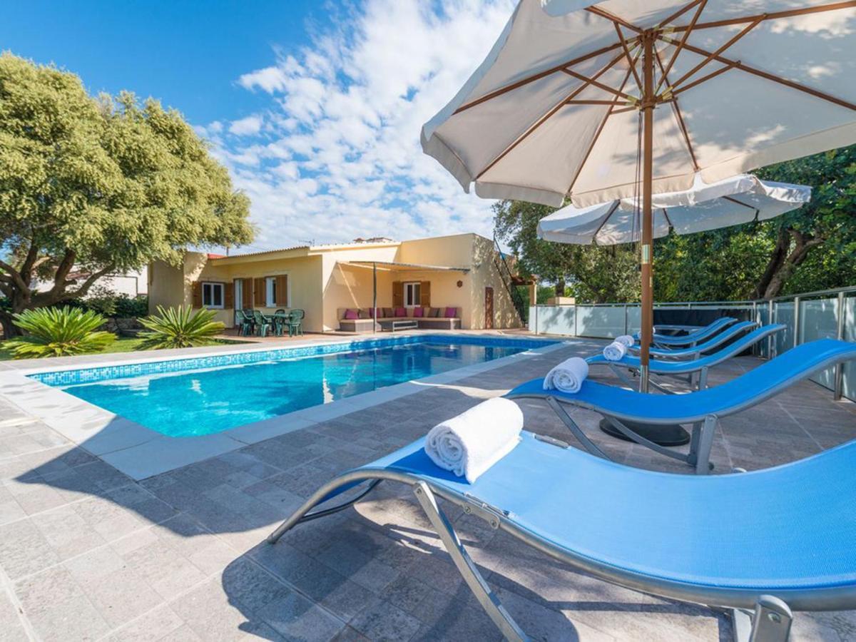 Villa Alcudia Town Buitenkant foto