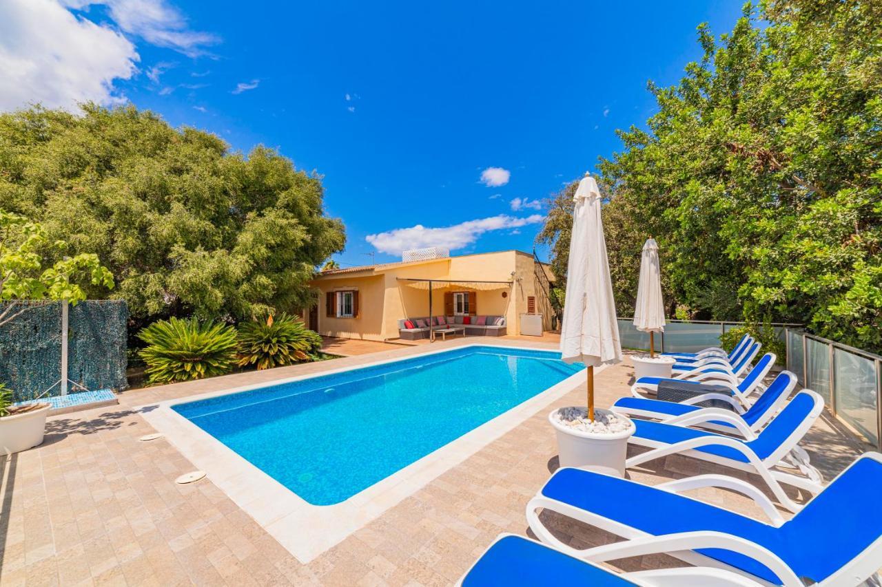 Villa Alcudia Town Buitenkant foto